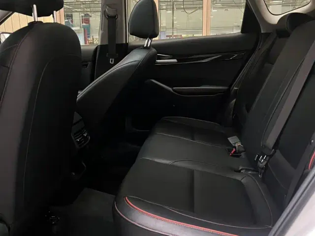 Kia Seltos — Фото автомобиля 9