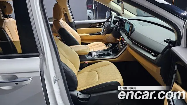 Kia Canival Carnival 4 поколение Бензин 9 мест Prestige — Фото автомобиля 10