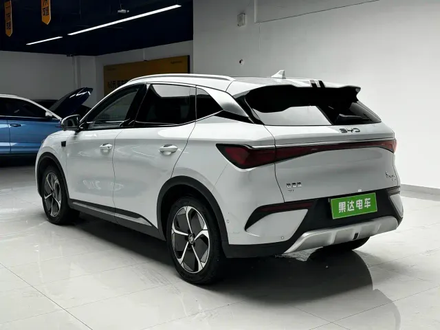 BYD Yuan PLUS — Фото автомобиля 8