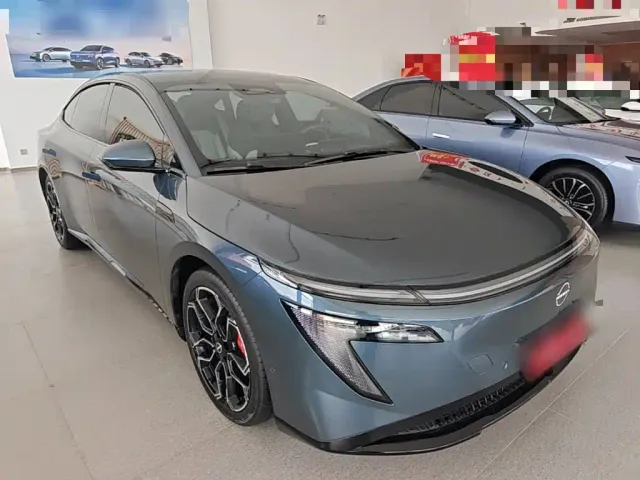 Nissan N7 — Фото автомобиля 3