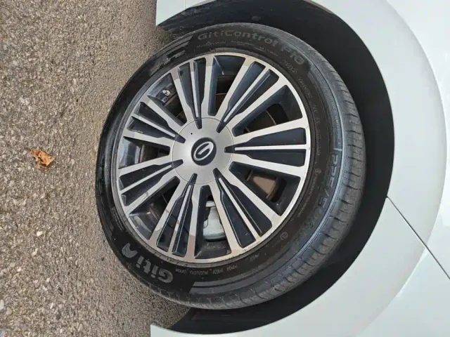 GAC Trumpchi E8 — Фото автомобиля 6