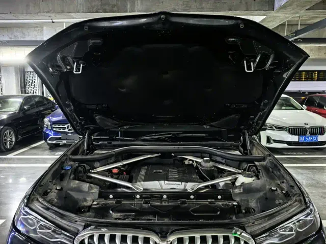 BMW X7 — Фото автомобиля 16