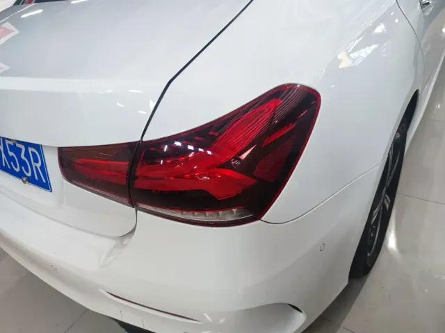 Mercedes-Benz A-Class — Фото автомобиля 11