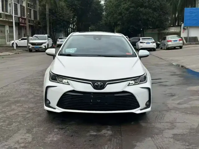 Toyota Corolla — Фото автомобиля 3