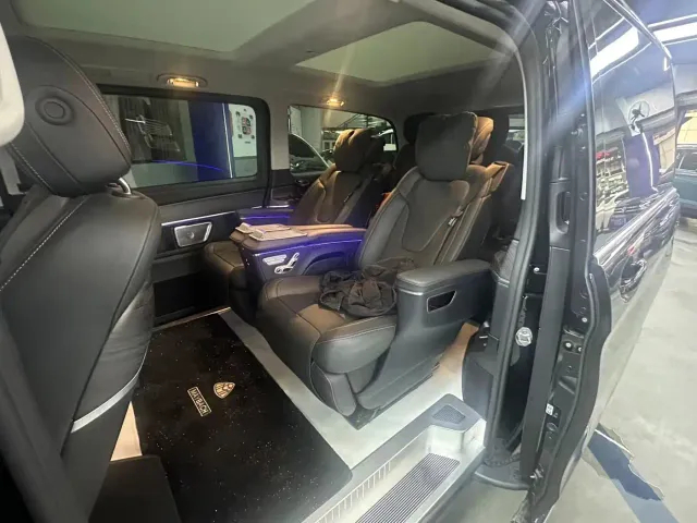 Mercedes-Benz V-Class — Фото автомобиля 7