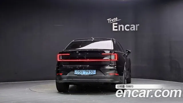 Polestar Polestar 2 — Фото автомобиля 4
