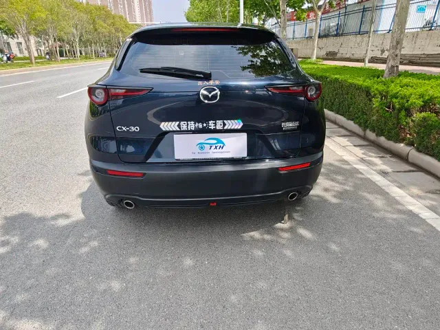Mazda CX-30 — Фото автомобиля 3
