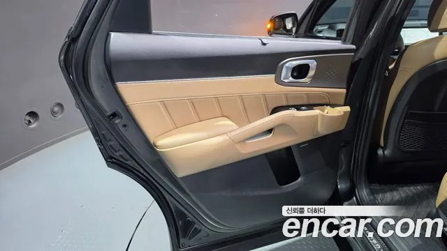 Kia Sorento — Фото автомобиля 14