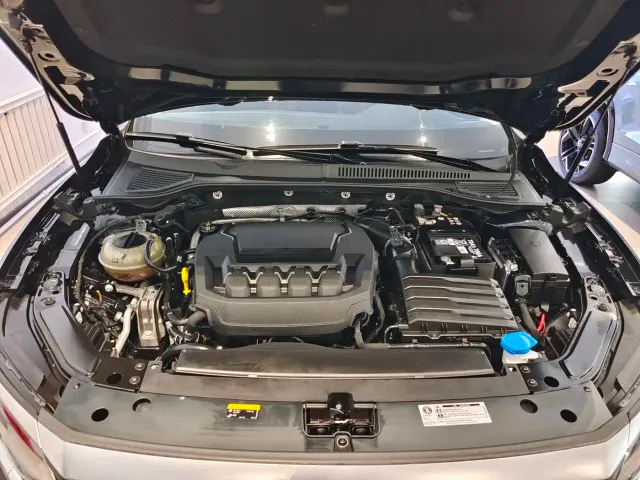 Volkswagen Passat — Фото автомобиля 6