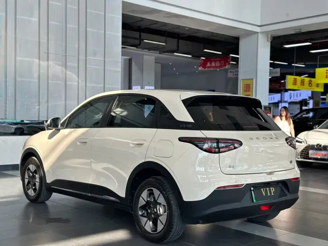 Geely Starry Wish — Фото автомобиля 4