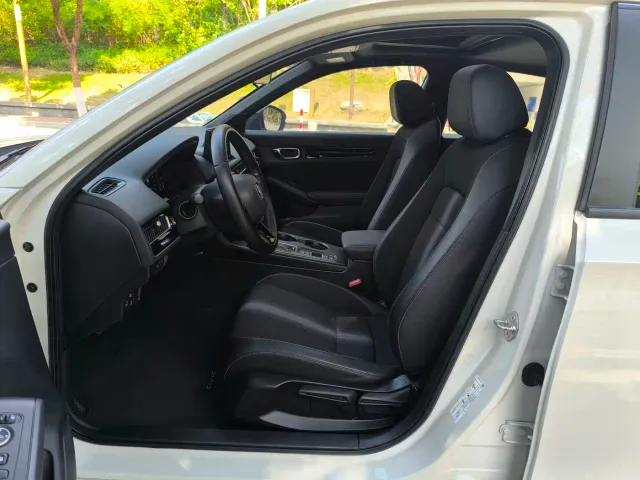 Honda Civic — Фото автомобиля 10