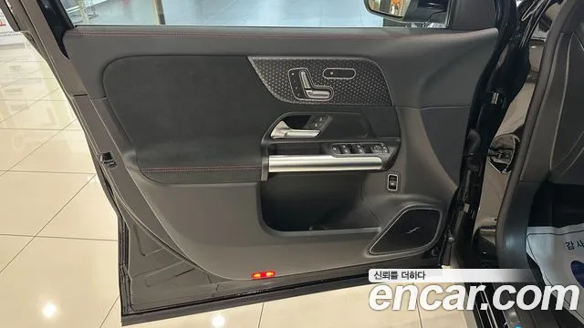 Mercedes-Benz EQA — Фото автомобиля 20