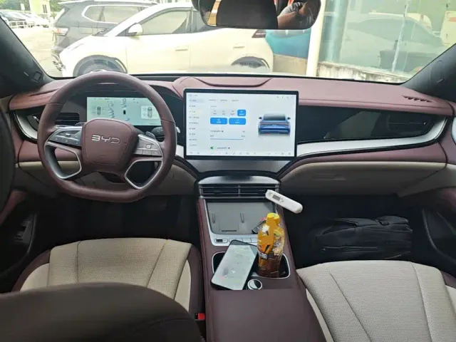 BYD Seal 07 DM-i — Фото автомобиля 9