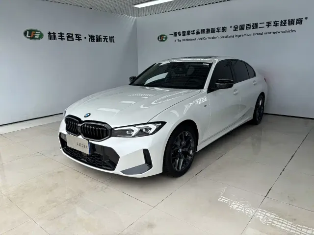 Фотография автомобиля — BMW 3 Series