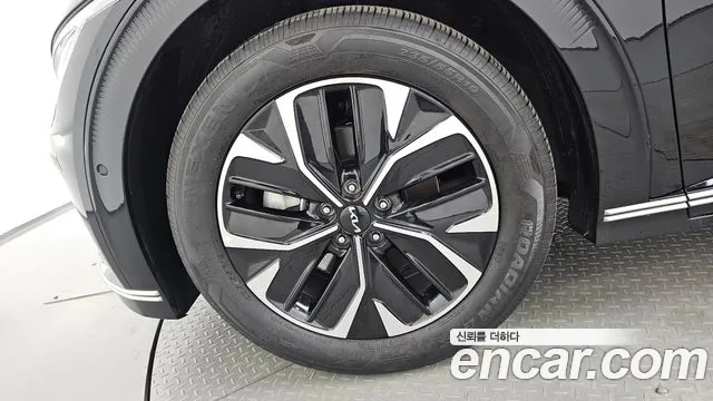 Kia EV6 — Фото автомобиля 5