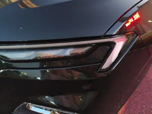 Ford Lingrui — Фото автомобиля 5