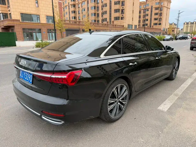 Audi A6L — Фото автомобиля 4