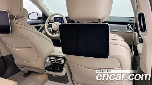 Mercedes-Benz S-Class — Фото автомобиля 13