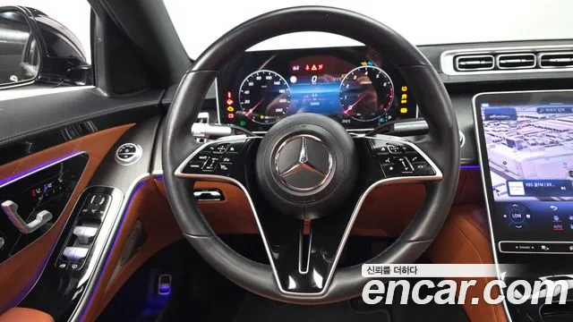 Mercedes-Benz S-Class — Фото автомобиля 12