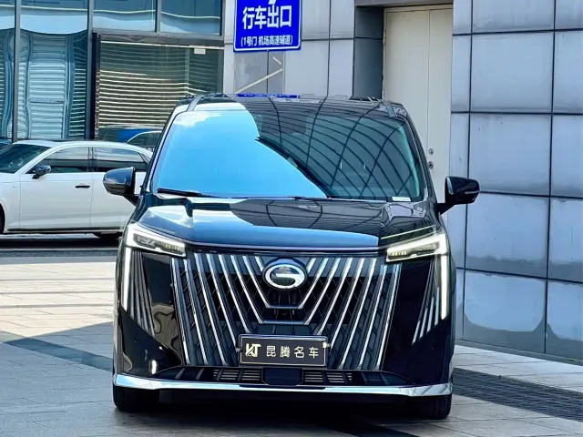 GAC Trumpchi M8 — Фото автомобиля 2