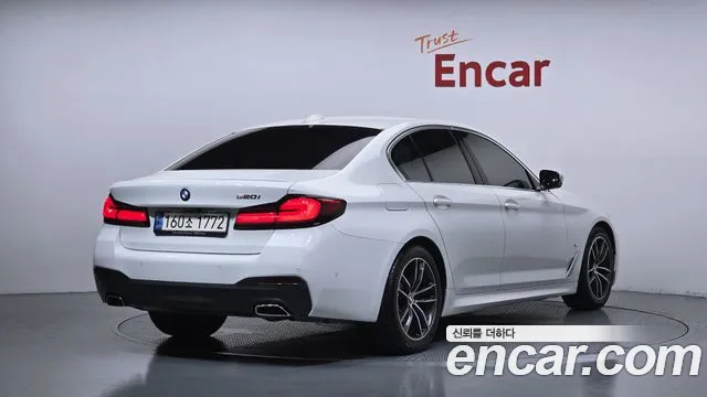 BMW 5 Series G30 — Фото автомобиля 2