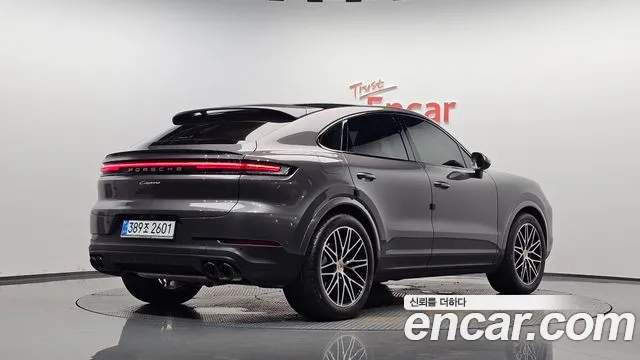 Фотография автомобиля — Porsche Cayenne PO536