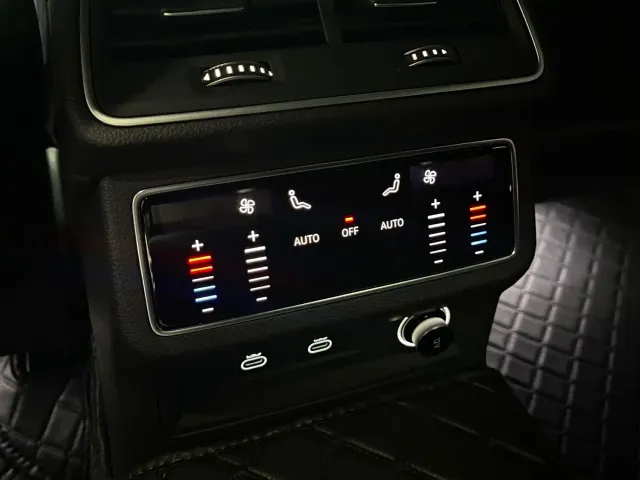 Audi A6L — Фото автомобиля 19