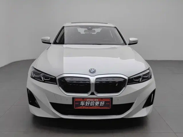BMW i3 — Фото автомобиля 3