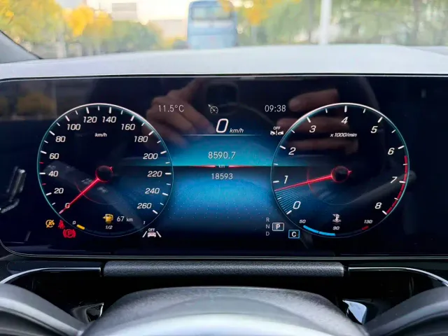 Mercedes-Benz GLA-Class — Фото автомобиля 7
