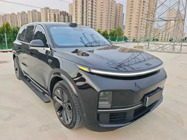 Li Auto L9 — Фото автомобиля 3