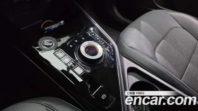 Kia Niro The All New — Фото автомобиля 12