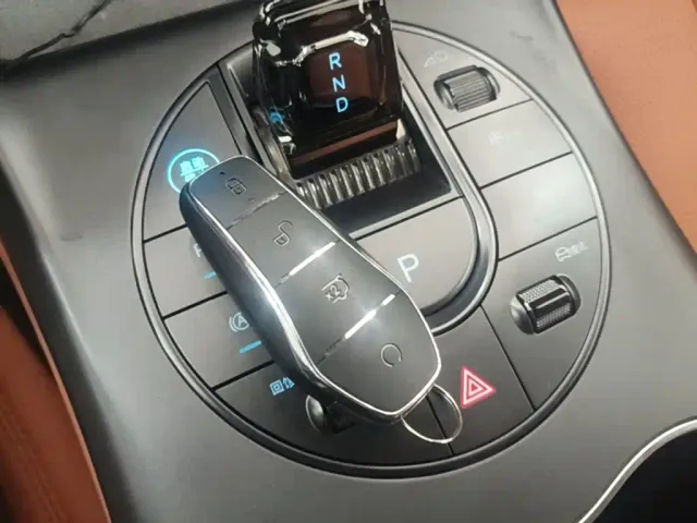 BYD Seal — Фото автомобиля 8