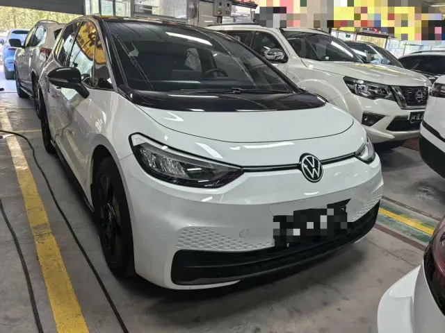 Volkswagen ID.3 — Фото автомобиля 2