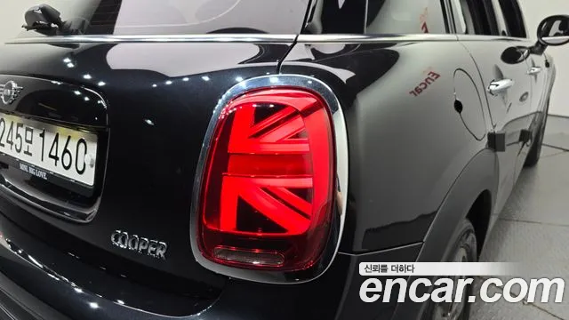 Mini Cooper Cooper 5 дверей Classic — Фото автомобиля 22