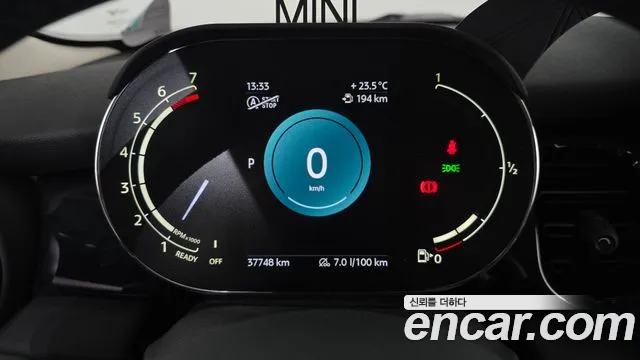 MINI Cooper — Фото автомобиля 11