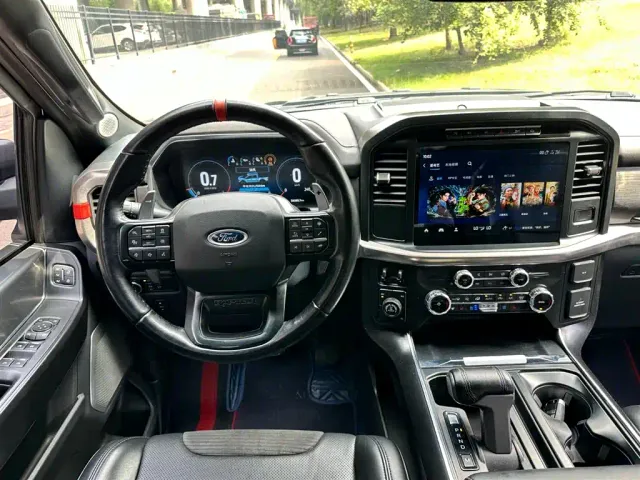 Ford F-150 Raptor — Фото автомобиля 11