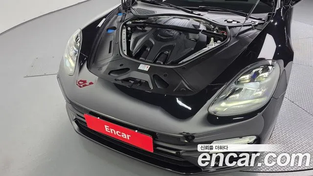 Porsche Panamera 971 — Фото автомобиля 6