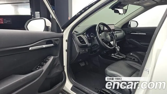 Kia Seltos — Фото автомобиля 10
