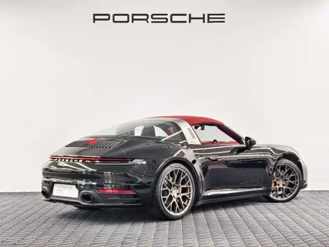 Porsche 911 — Фото автомобиля 4
