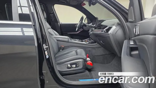 BMW X7 — Фото автомобиля 23