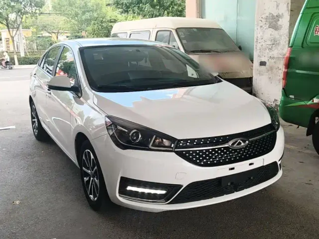 Chery Arrizo 5 — Фото автомобиля 3