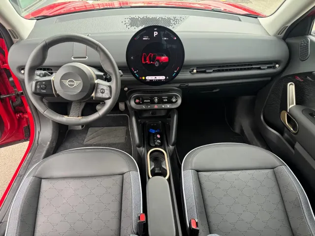 MINI Electric MINI ACEMAN — Фото автомобиля 10