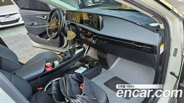 Kia EV6 — Фото автомобиля 9