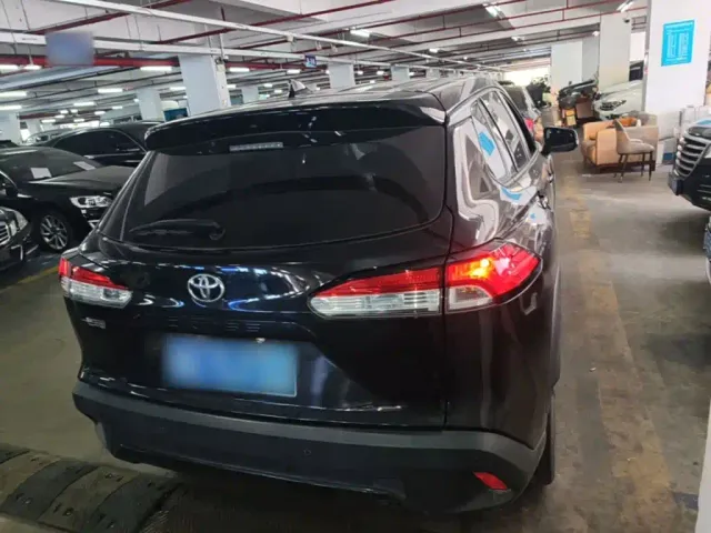 Toyota Corolla Cross — Фото автомобиля 6