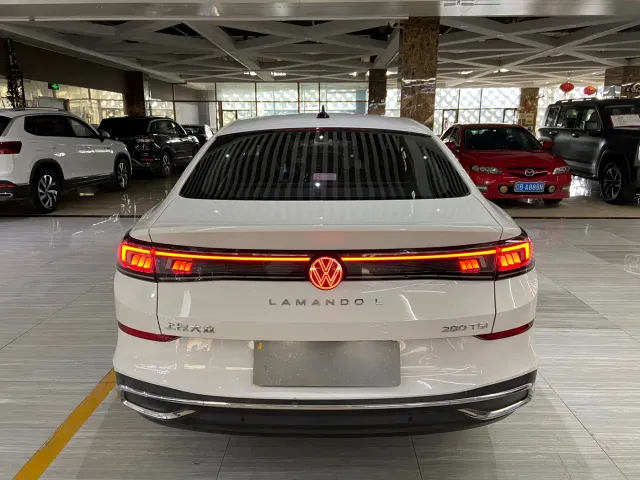 Volkswagen Lamando — Фото автомобиля 5