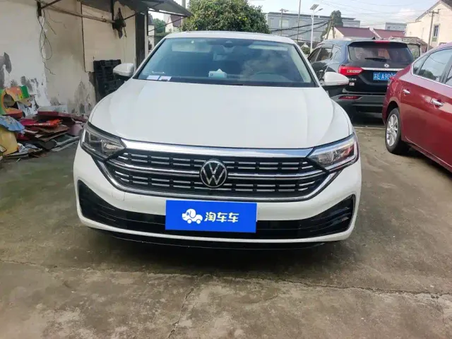 Фотография автомобиля — Volkswagen Sagitar