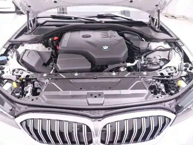 BMW 3 Series — Фото автомобиля 22