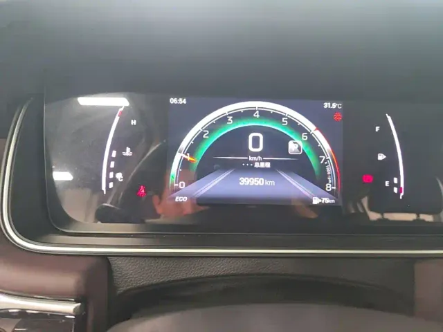 GAC Trumpchi M6 — Фото автомобиля 11