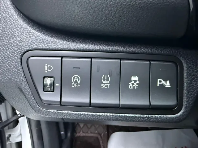 Kia Seltos — Фото автомобиля 13