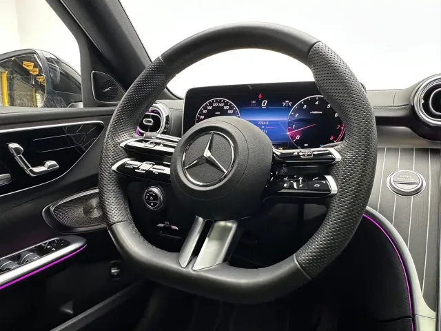 Mercedes-Benz C-Class — Фото автомобиля 10